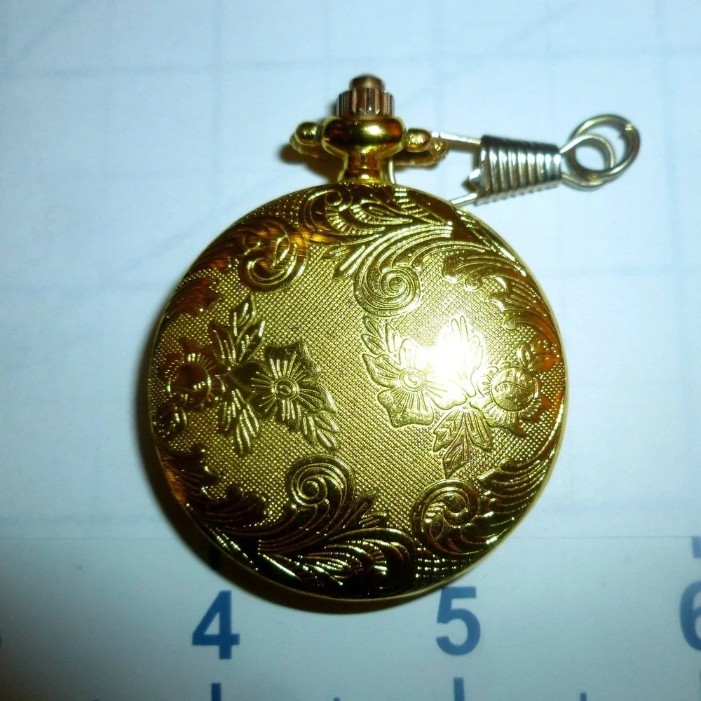 Cipriani Floral Engraved Quartz Pocket Watch Hunter Case New‎ Battery